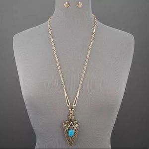 Free People gold arrowhead jewelry set